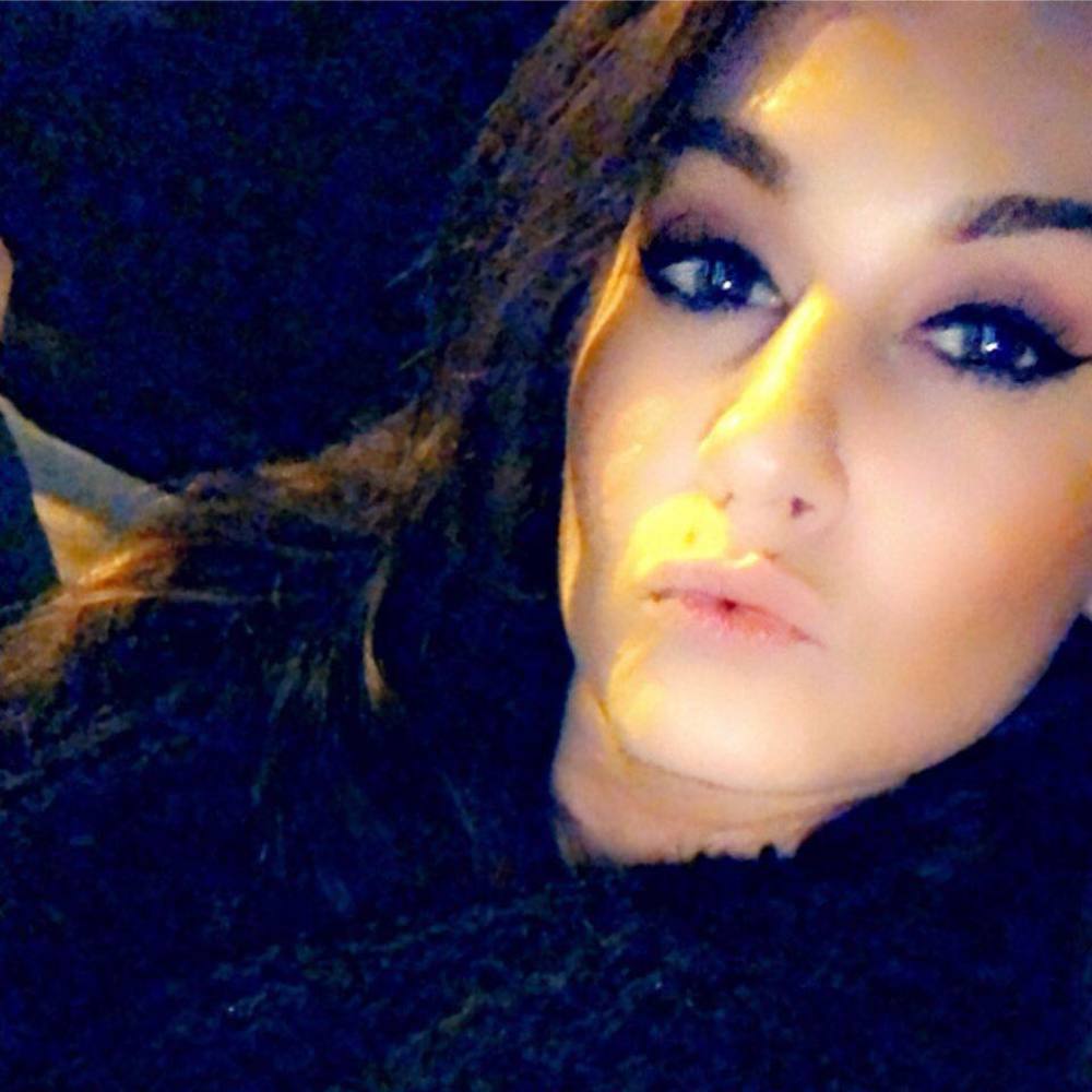 Meet your Posher, Leigh